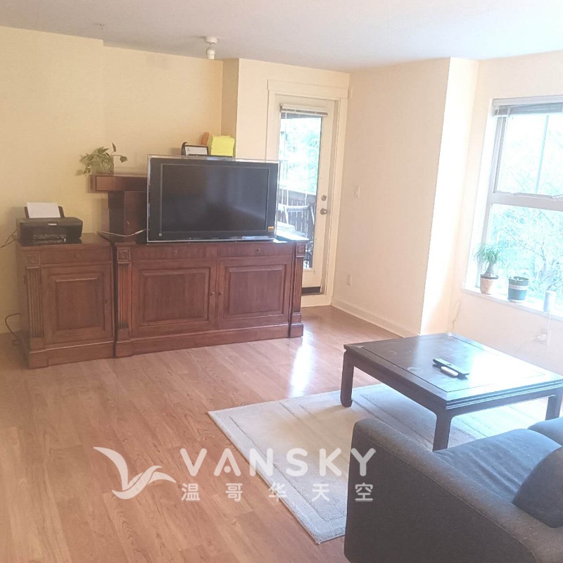 250504184657_living room 2.jpg